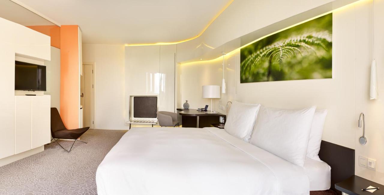 Radisson Blu Hotel & Convention Centre Κιγκάλι Εξωτερικό φωτογραφία