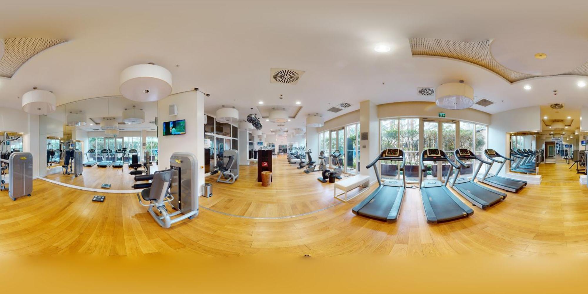 Radisson Blu Hotel & Convention Centre Κιγκάλι Εξωτερικό φωτογραφία 360° spherical panorama of a gym